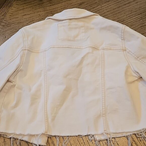 Frye Cropped Off White Denim Jacket Size S - Picture 7 of 12